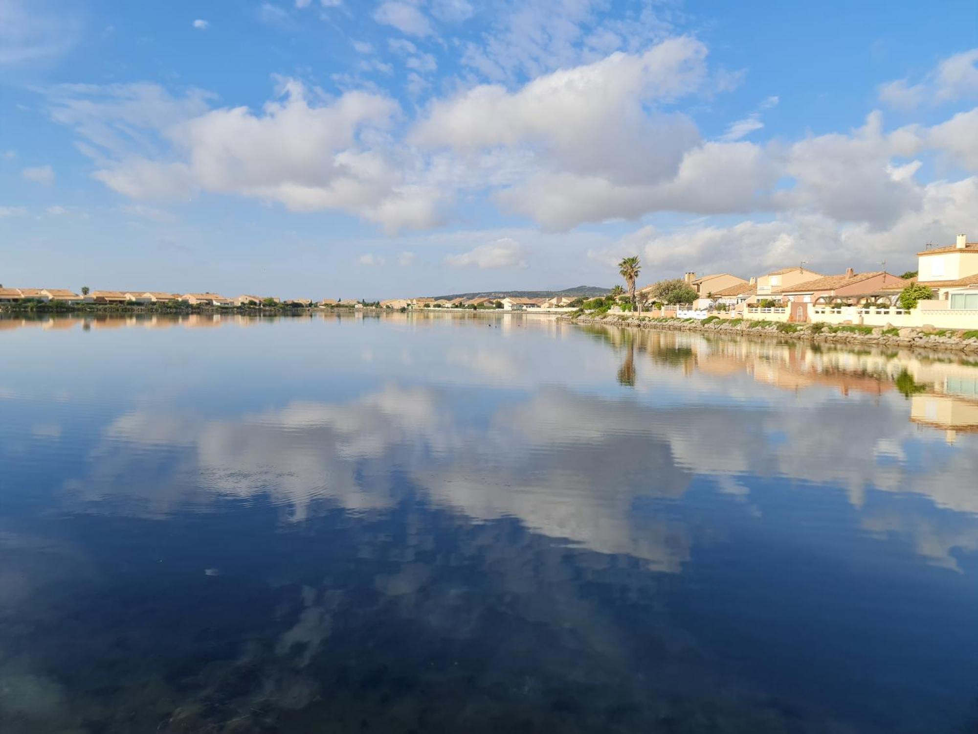 Splendide Appartement Golden House Vue Lac Et Montagne Port-la-Nouvelle Ruang foto